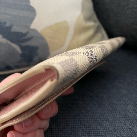 Louis Vuitton | Damier Azur Rose Pink Wallet - Picture 6 of 14